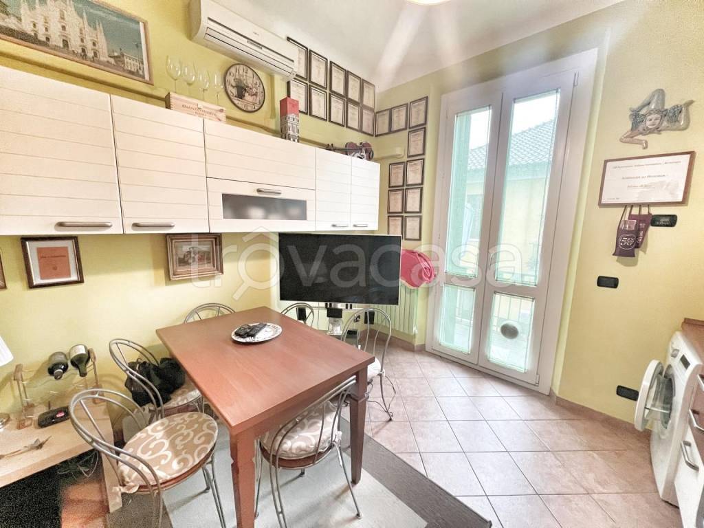 appartamento in affitto a Milano