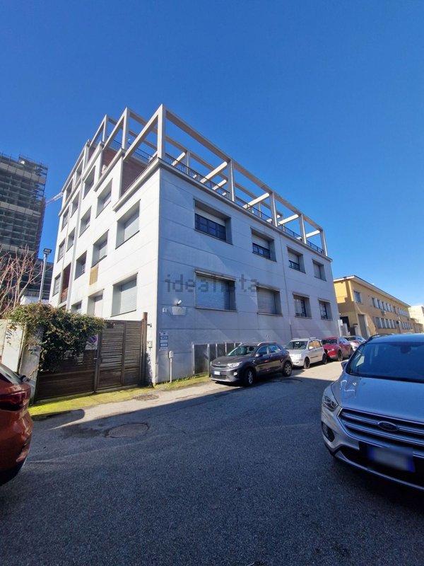 ufficio in affitto a Milano in zona Musocco