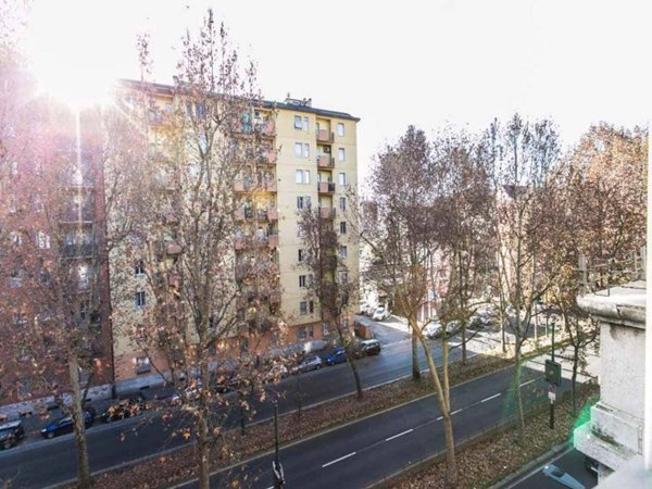 negozio in affitto a Milano in zona Dergano