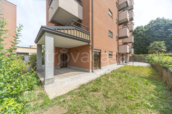 appartamento in affitto a Milano in zona Segnano