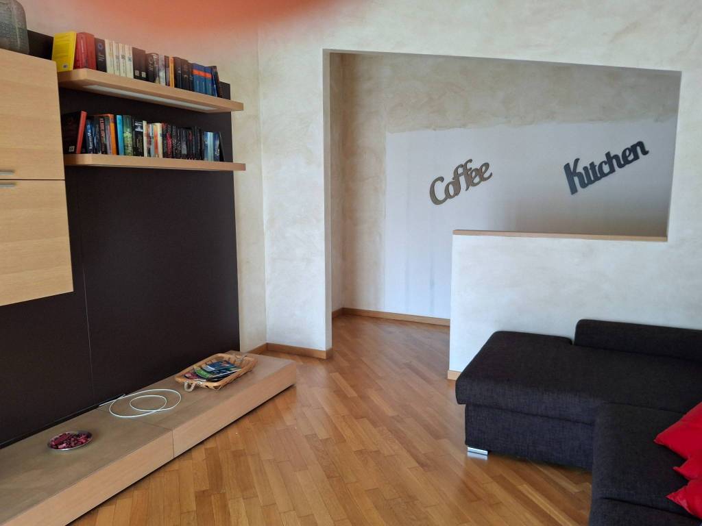 appartamento in affitto a Milano in zona Rembrandt