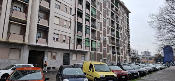 appartamento in affitto a Milano in zona Lorenteggio