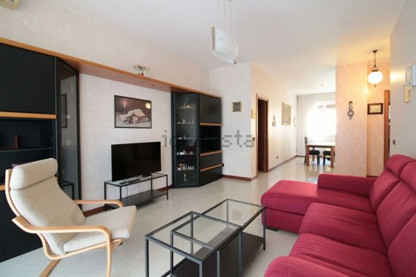 appartamento in affitto a Milano in zona Lorenteggio