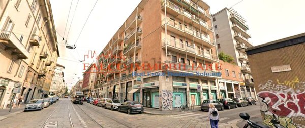 negozio in affitto a Milano in zona Porta Genova