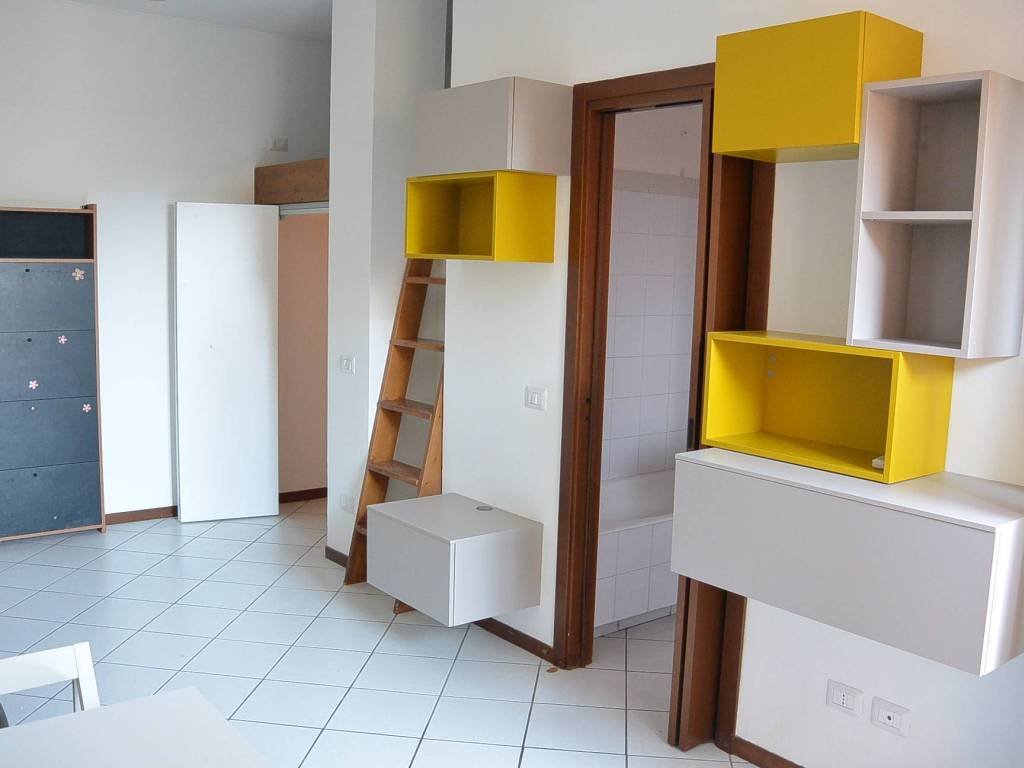 appartamento in affitto a Milano in zona Lambrate