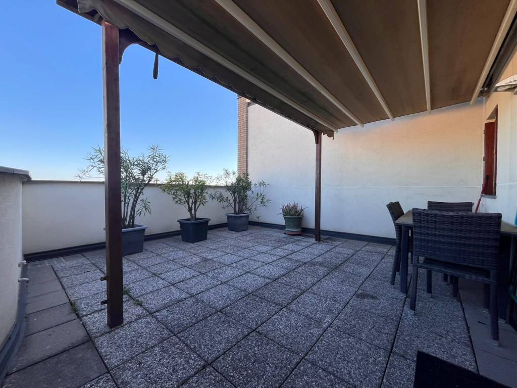 appartamento in affitto a Milano in zona Vigentino