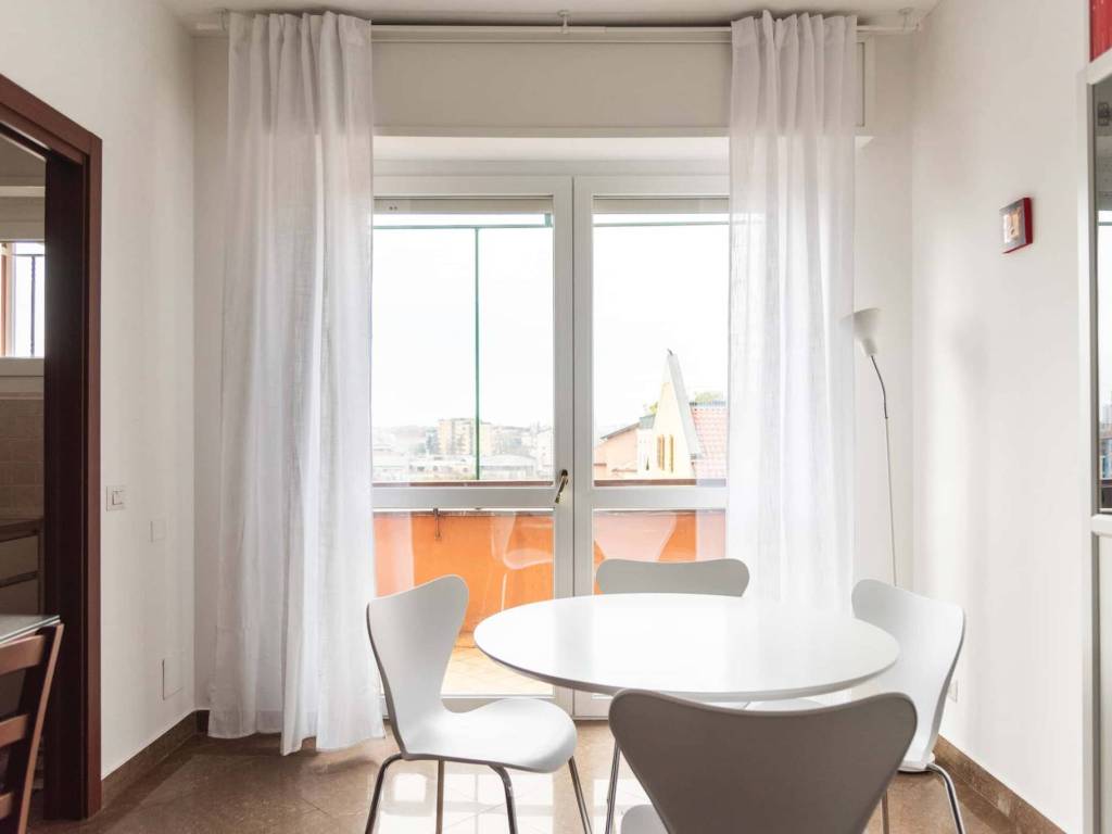appartamento in affitto a Milano in zona Famagosta