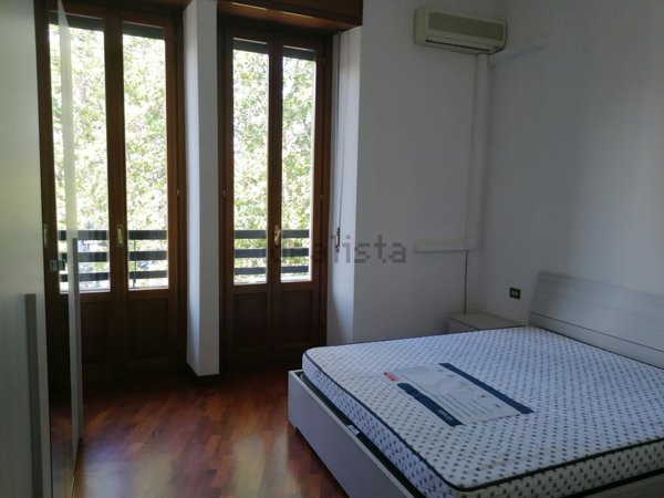 casa indipendente in affitto a Milano in zona Isola