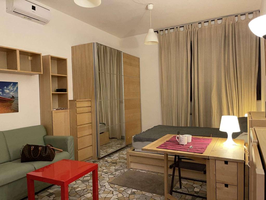 appartamento in affitto a Milano in zona Isola