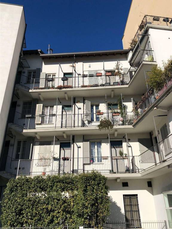 appartamento in affitto a Milano in zona Porta Genova