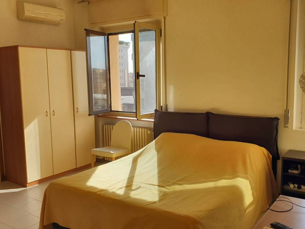 appartamento in affitto a Milano in zona Famagosta