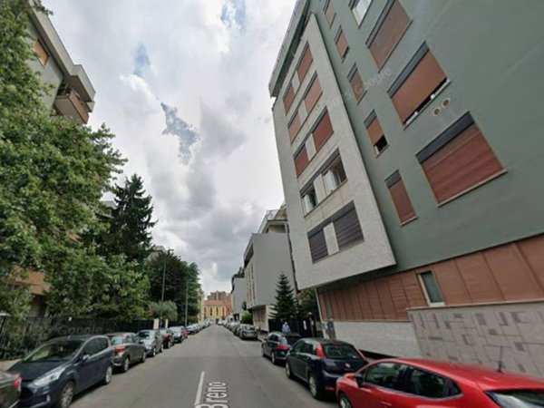 appartamento in affitto a Milano in zona Piazzale Lodi