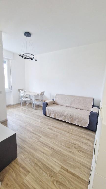 appartamento in affitto a Milano in zona Baggio