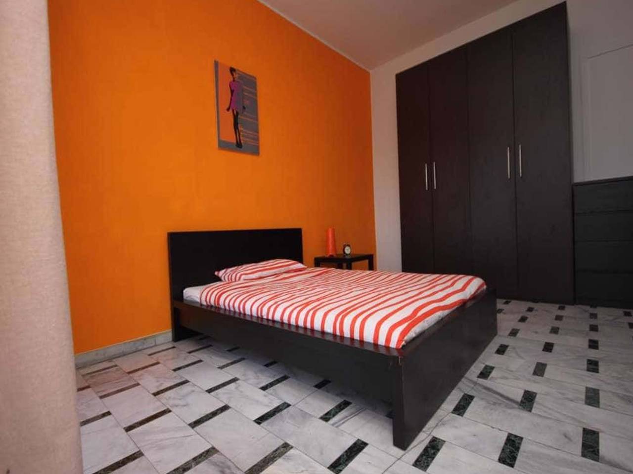 negozio in affitto a Milano in zona Isola