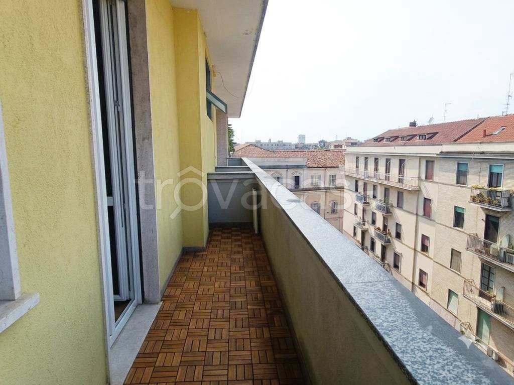 appartamento in affitto a Milano in zona Porta Vigentina