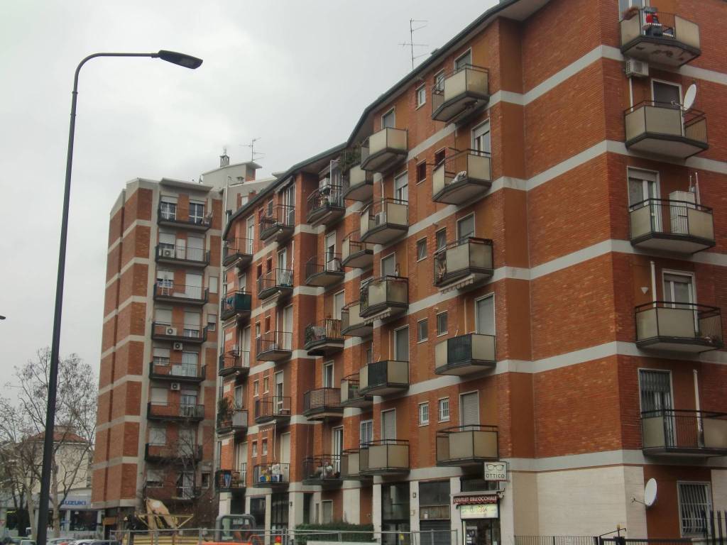 appartamento in affitto a Milano in zona Solari