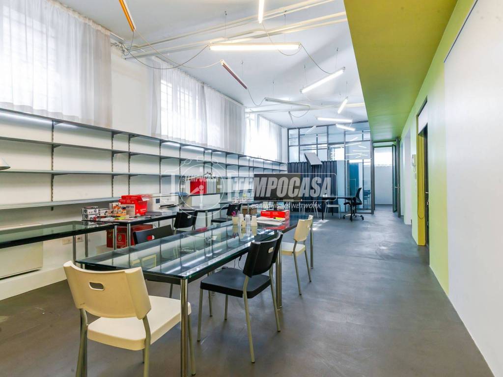 negozio in affitto a Milano in zona Sempione