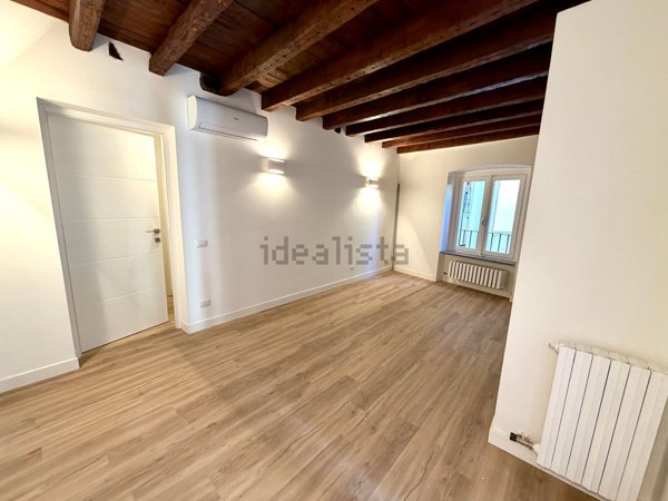 appartamento in affitto a Milano in zona Porta Vittoria