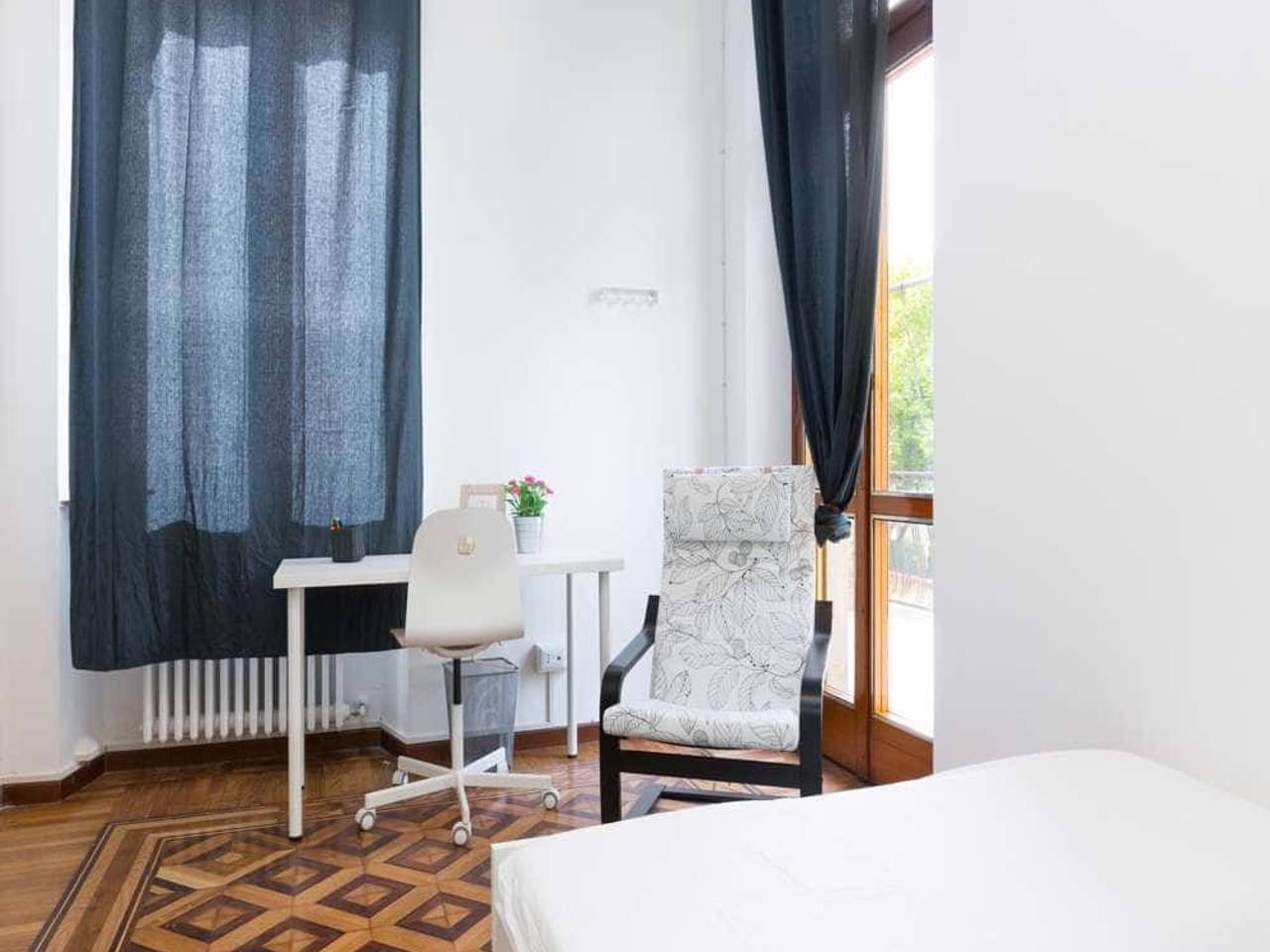 negozio in affitto a Milano in zona Lambrate