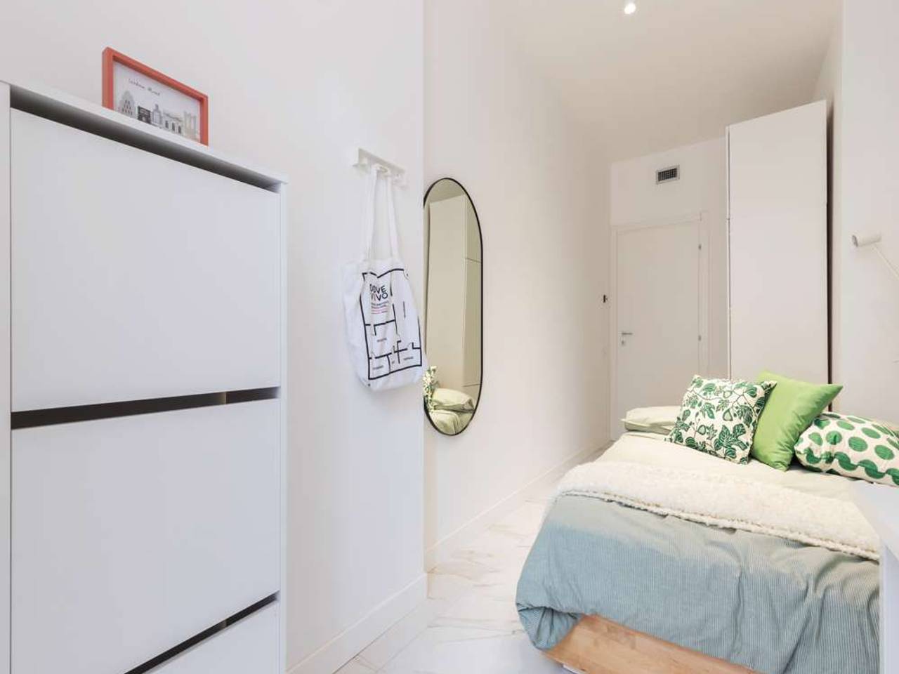 negozio in affitto a Milano in zona Bocconi