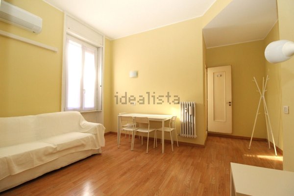 appartamento in affitto a Milano in zona Guastalla