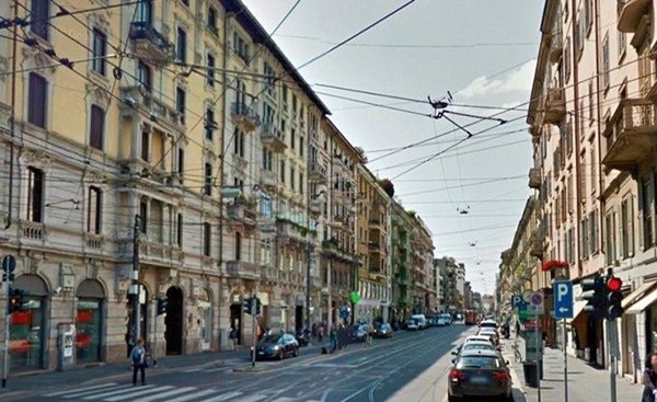 negozio in affitto a Milano