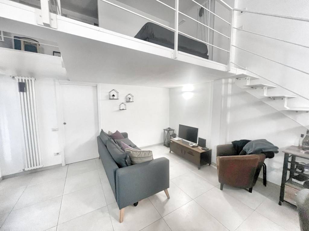 appartamento in affitto a Milano in zona Piazzale Lodi