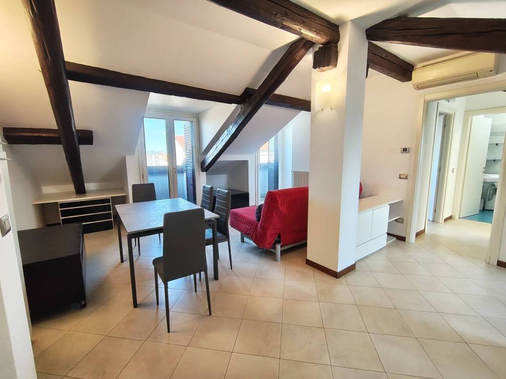 appartamento in affitto a Milano in zona Isola