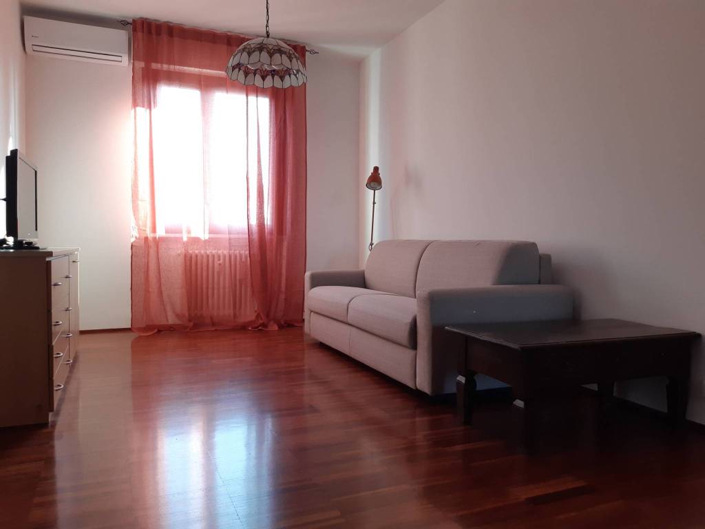 appartamento in affitto a Milano in zona Sempione