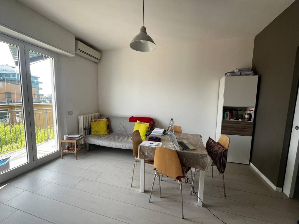 appartamento in affitto a Milano in zona Famagosta