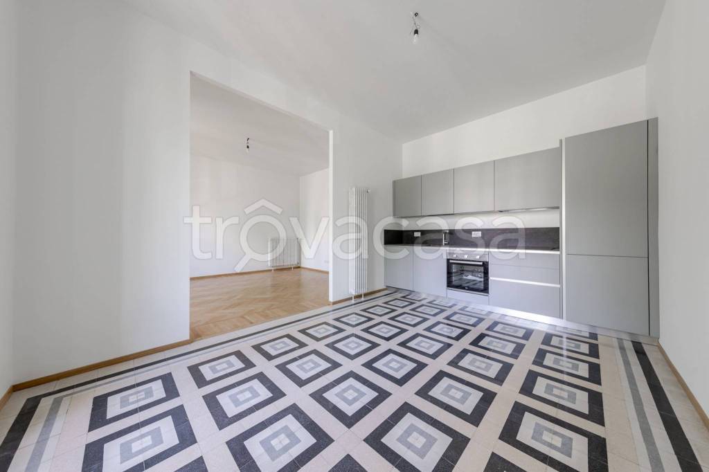 appartamento in affitto a Milano in zona Sempione