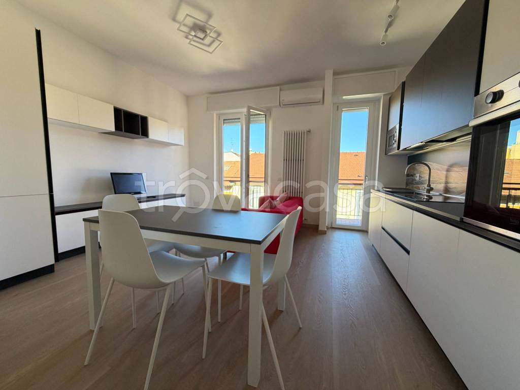 appartamento in affitto a Milano