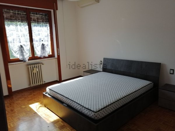 appartamento in affitto a Milano in zona Lorenteggio