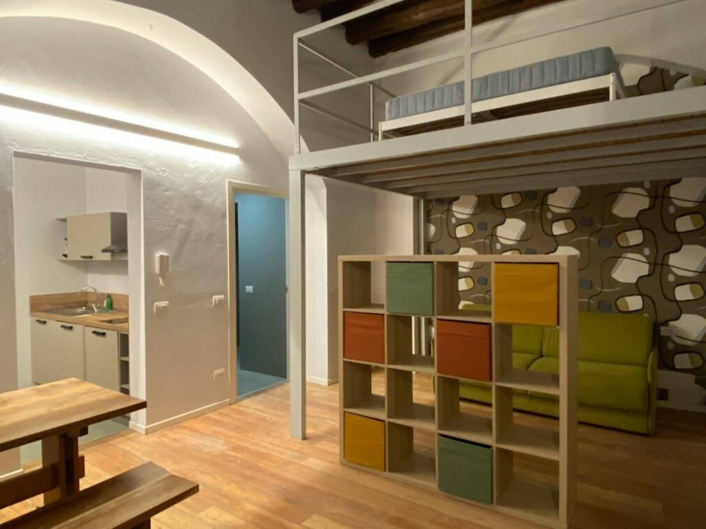 appartamento in affitto a Milano in zona Porta Genova