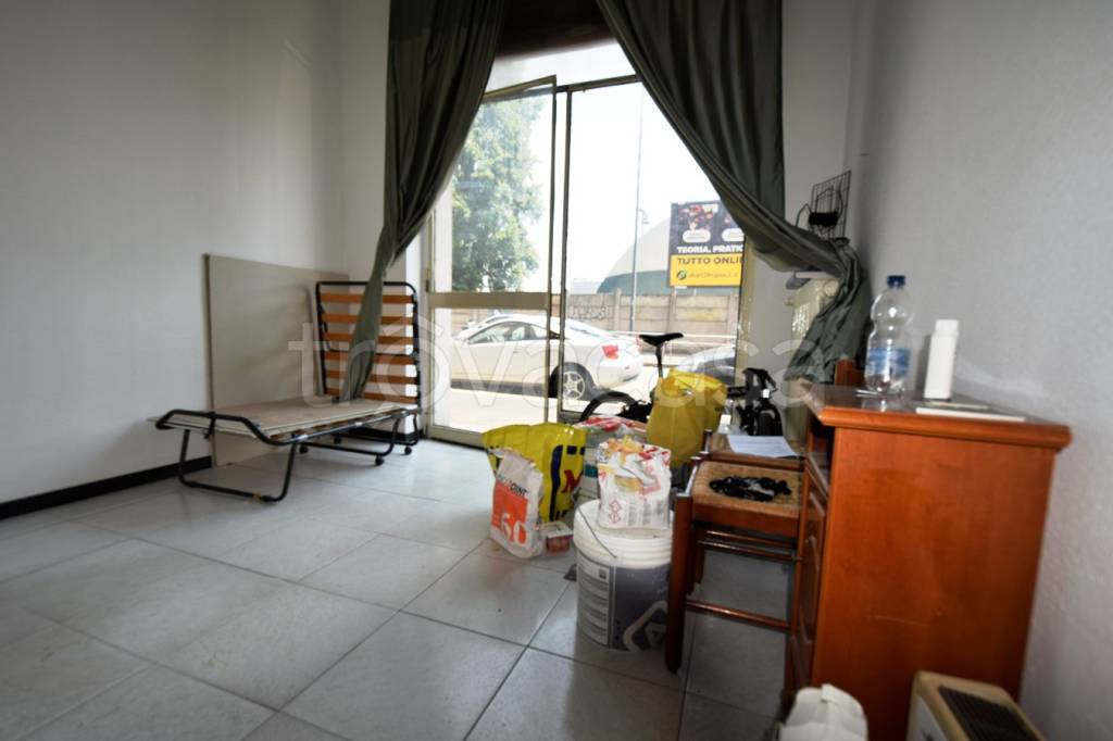 negozio in affitto a Milano in zona Porta Vittoria