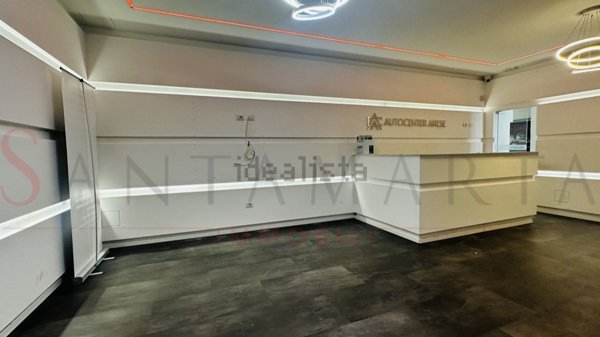 negozio in affitto a Milano in zona Centro Direzionale