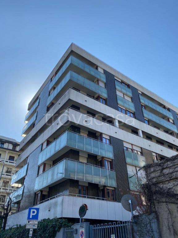 appartamento in affitto a Milano in zona Isola
