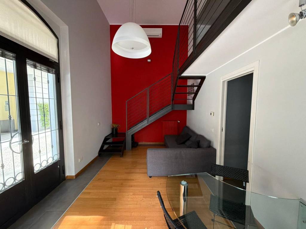 appartamento in affitto a Milano in zona Porta Genova