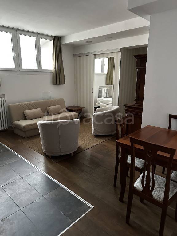 appartamento in affitto a Milano in zona Barona