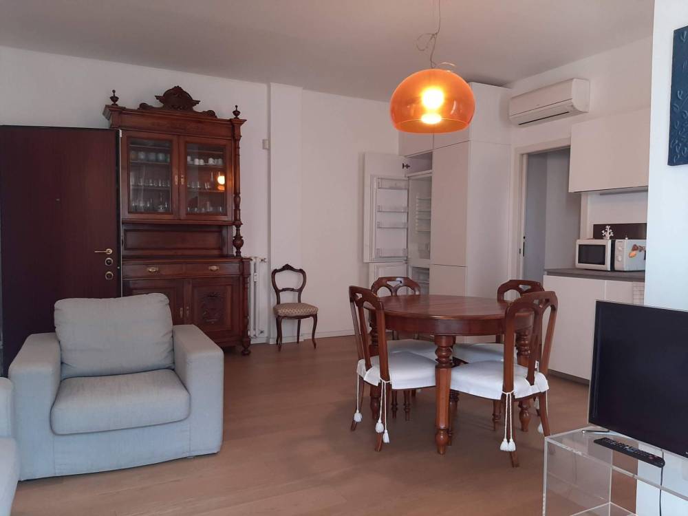 appartamento in affitto a Milano in zona Famagosta