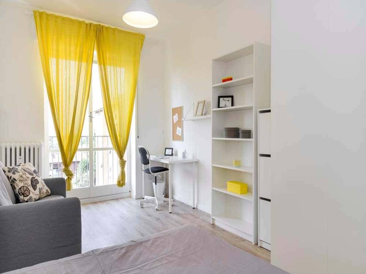 negozio in affitto a Milano in zona Forlanini