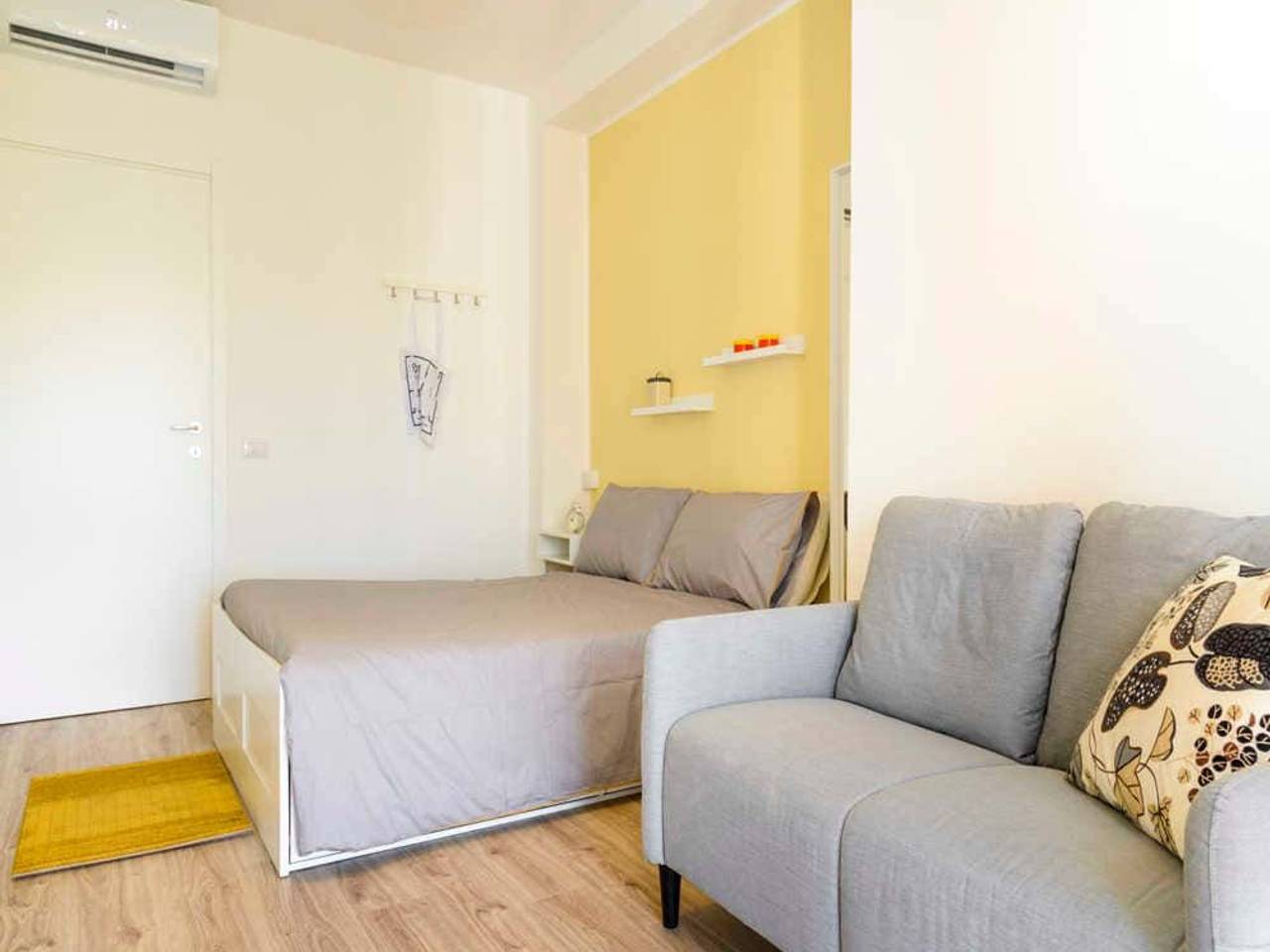 negozio in affitto a Milano in zona Forlanini