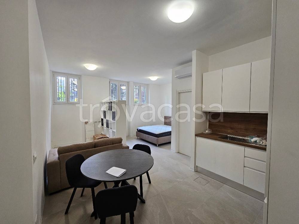 appartamento in affitto a Milano in zona Città Studi