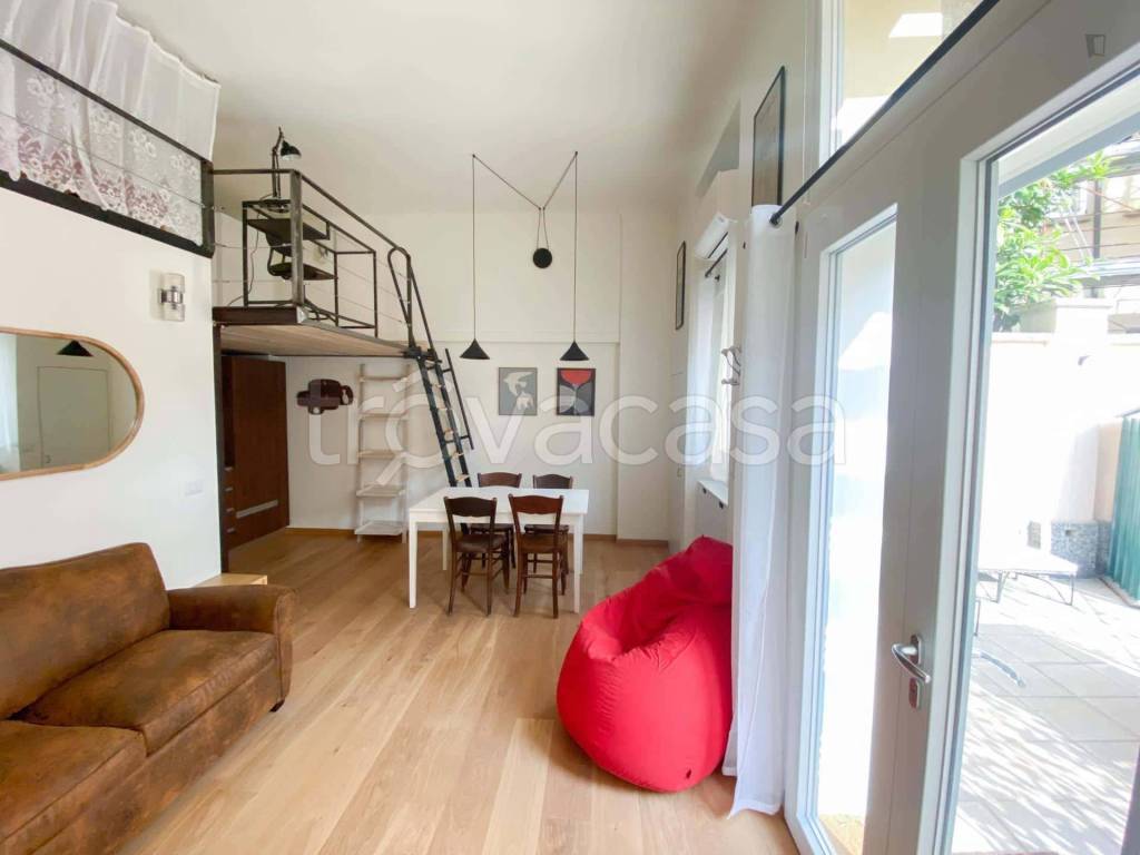 appartamento in affitto a Milano in zona Piazzale Lodi