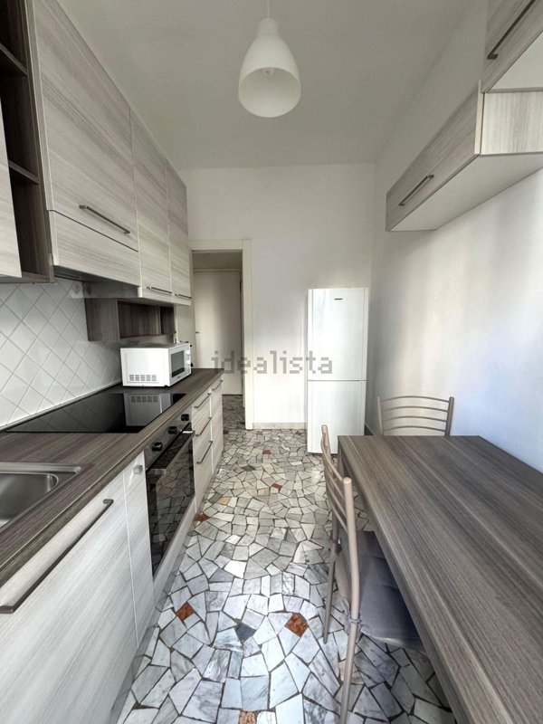 appartamento in affitto a Milano in zona Lorenteggio