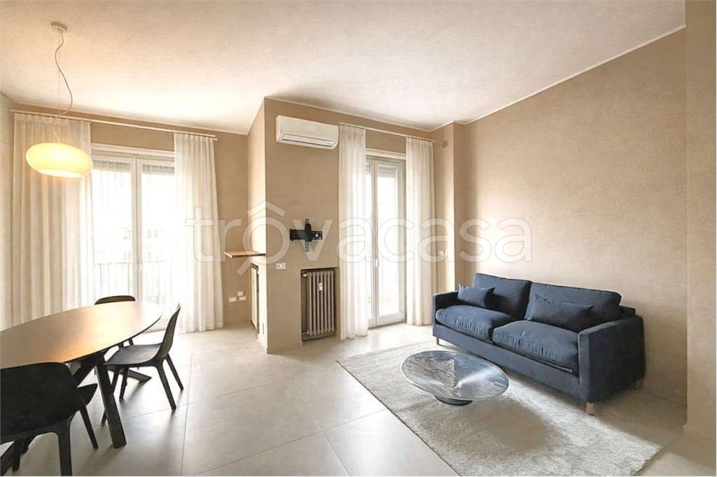 appartamento in affitto a Milano in zona Porta Nuova