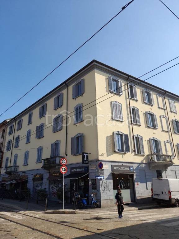 appartamento in affitto a Milano in zona San Cristoforo