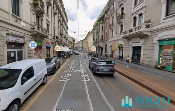 negozio in affitto a Milano in zona Isola