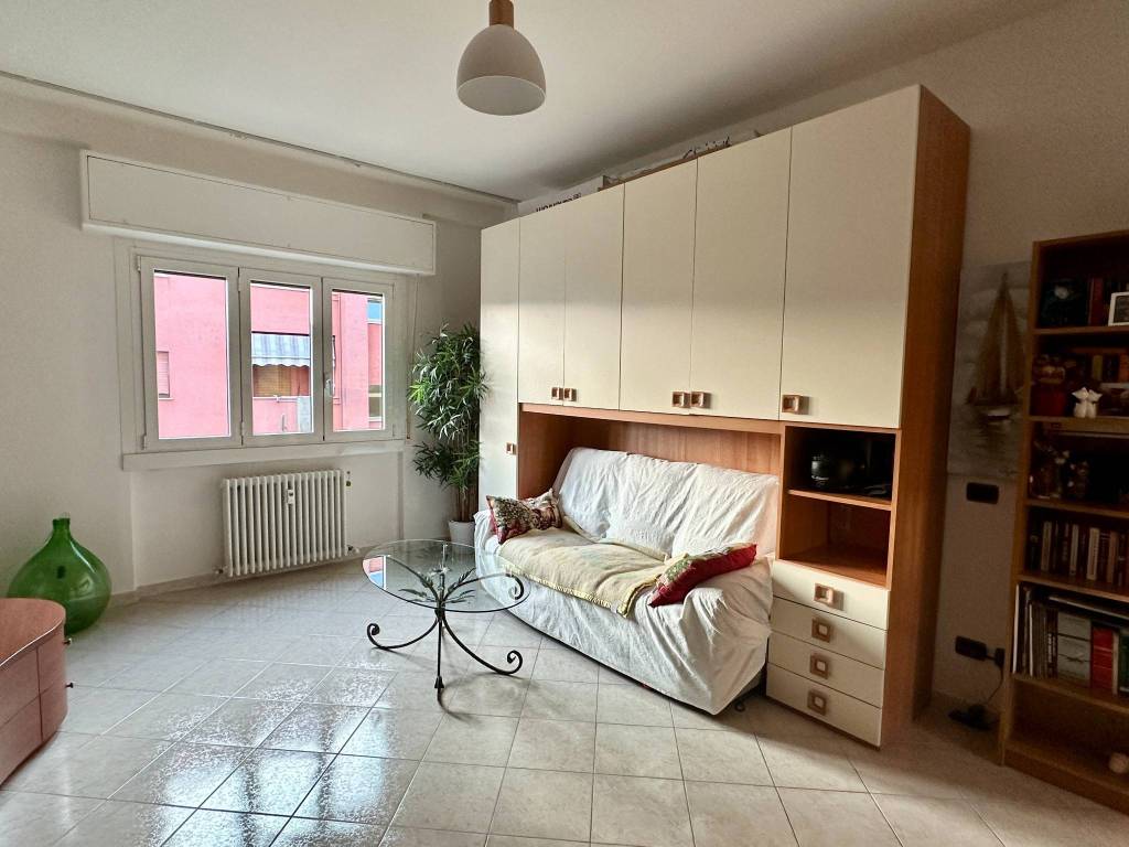 appartamento in affitto a Milano in zona Famagosta