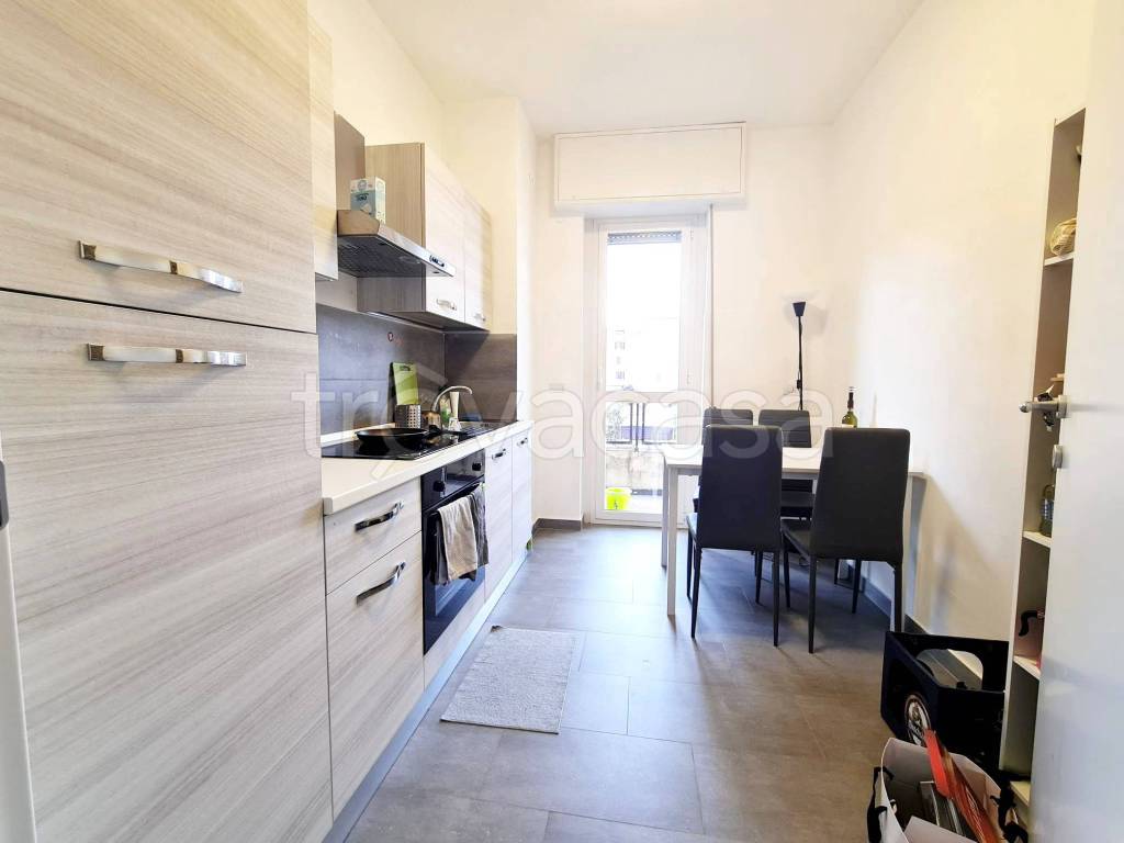 appartamento in affitto a Milano in zona Cinque Giornate